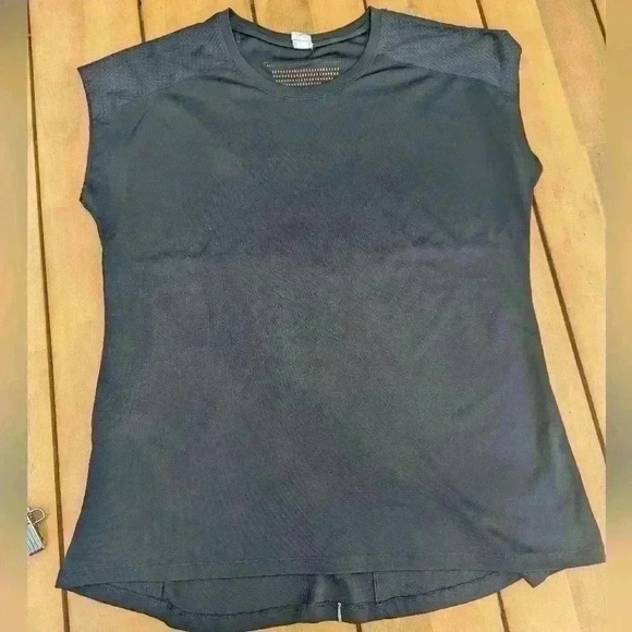 Champion 9 Runners shirt Size XL w/key pocket - Picture 1 of 6